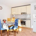 Apartments With A Parking Space Makarska - 18498